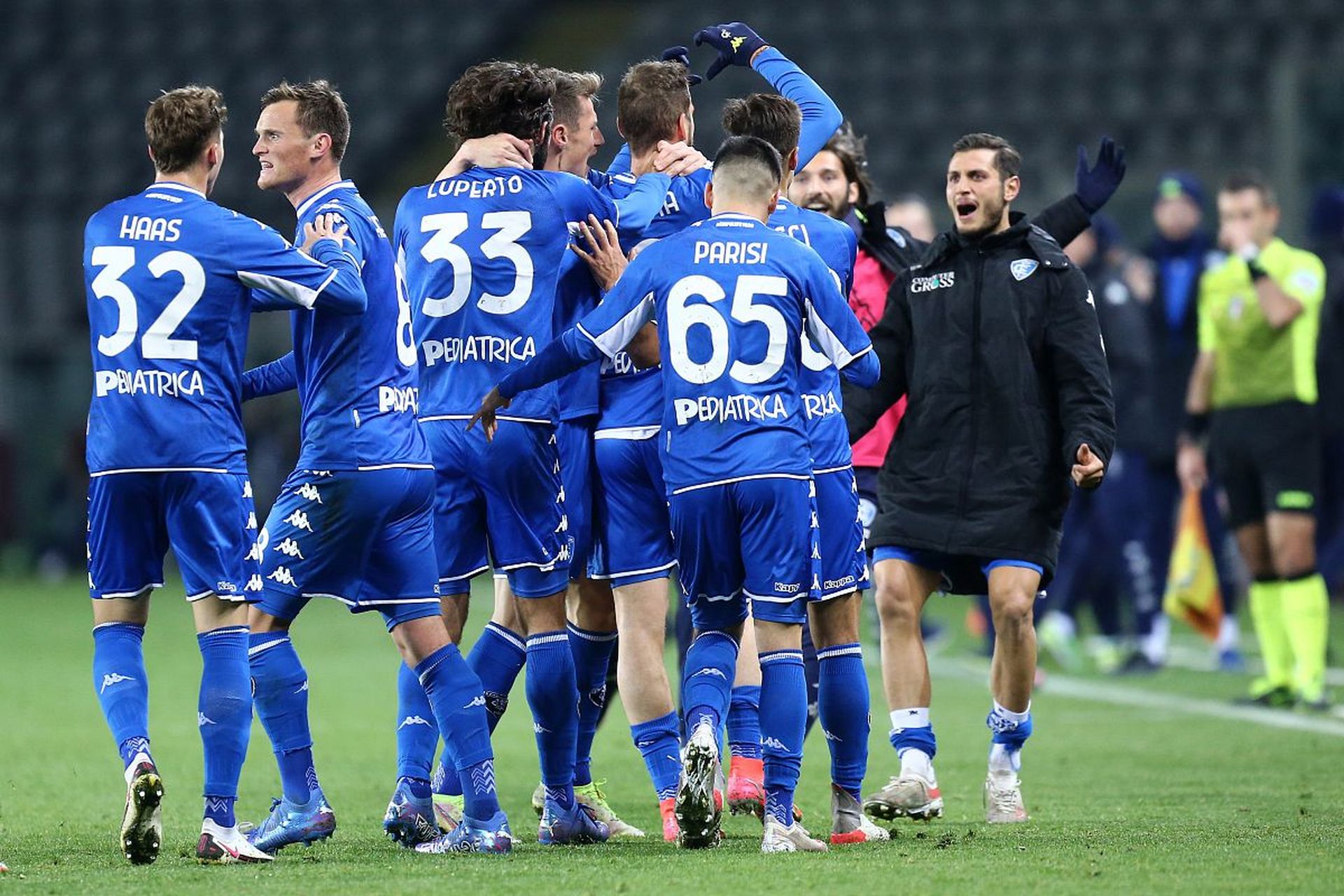 中国空中技 中国空中技