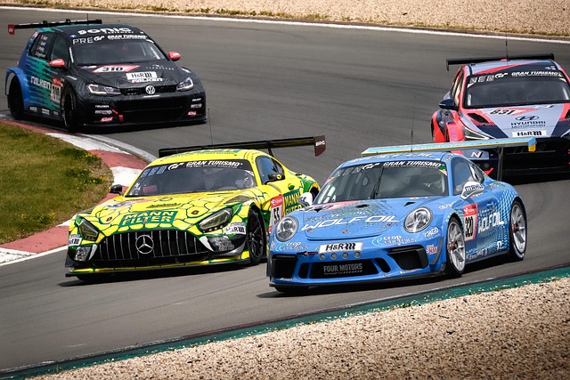 更加谨慎 更加谨慎