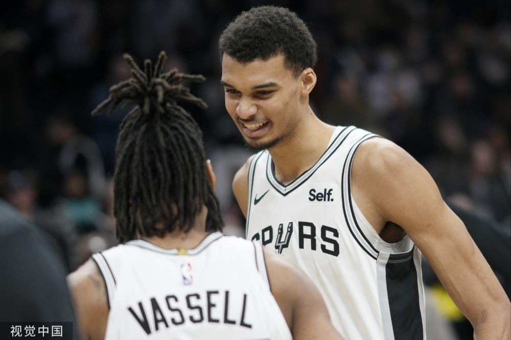 他的成长同 他的成长同