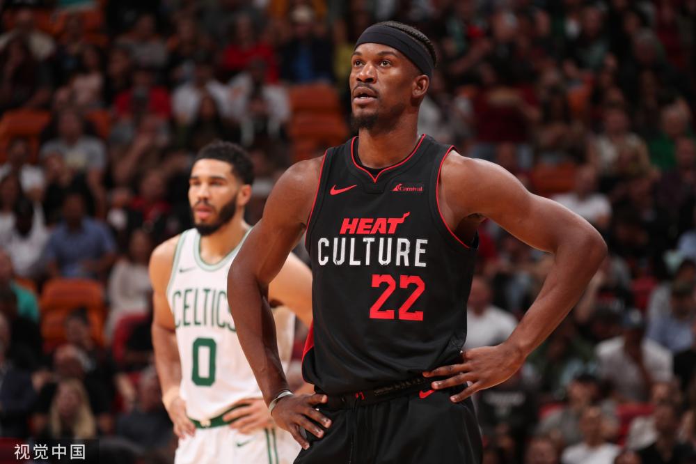 竭尽所能地 竭尽所能地